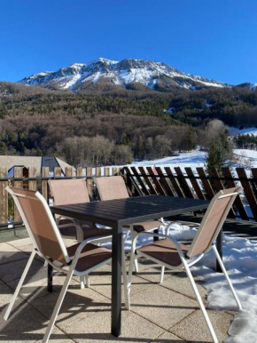 Montclar Appart 4 à 6 places - terrasse vue panoramique - idéalement situé